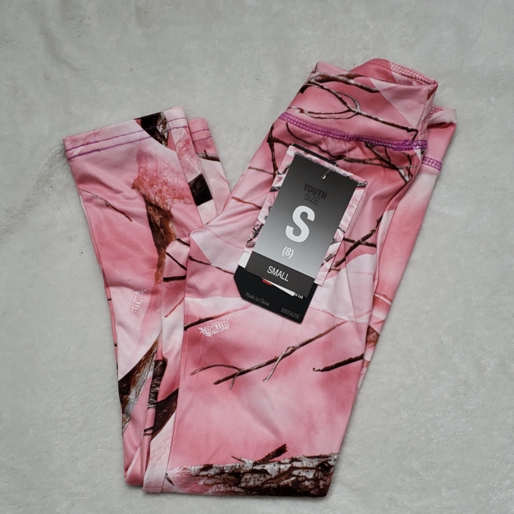 Huntsworth/ Oak Tree Pink Camo leggings